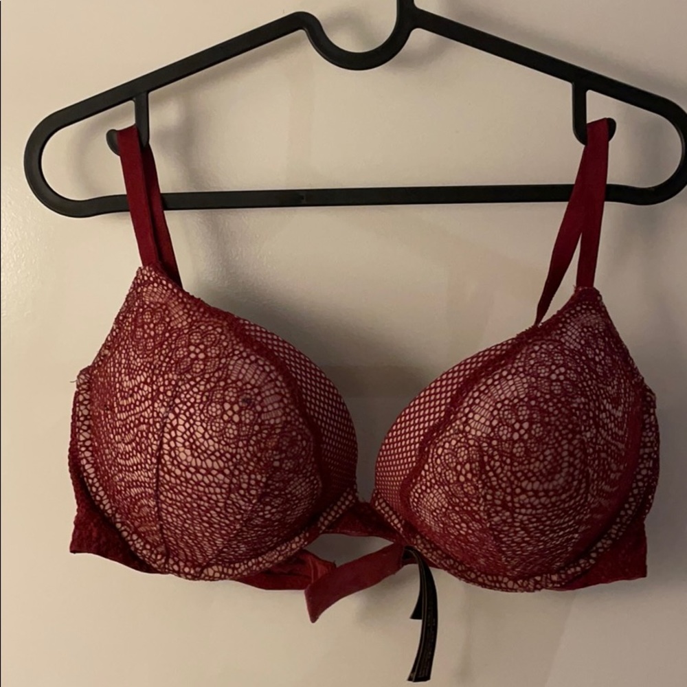 Victoria’s Secret Very Sexy Push-up Bra 36D